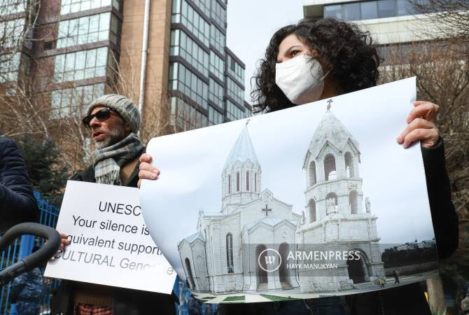 ՀԿ ներկայացուցիչներ և մի խումբ քաղաքացիներ ՄԱԿ-ից պահանջեցին կանխել Արցախում մշակութային ժառանգության աղավաղումը